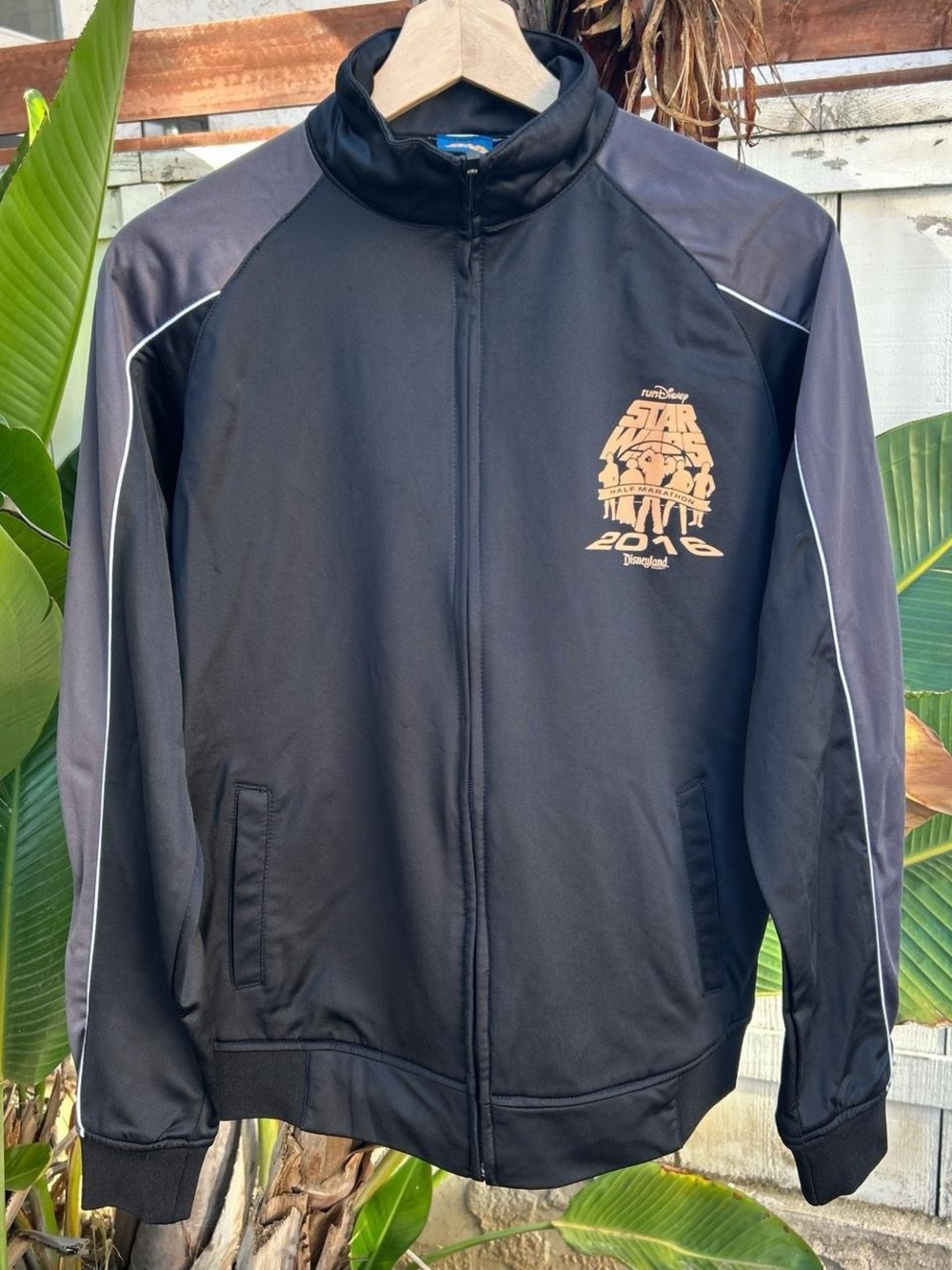 2016 RunDisney Star Wars Half Marathon Track Jacket Full Zip Black Gray Small